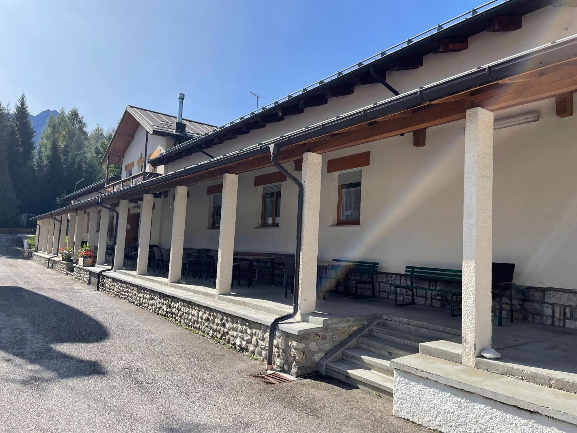 Hotel Lunga Via Delle Dolomiti à Calalzo di Cadore Extérieur photo